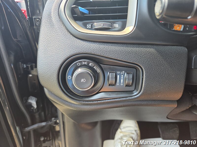 2015 Jeep Renegade Latitude - Photo 11 - Greenwood, IN 46142