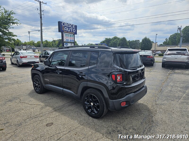 2015 Jeep Renegade Latitude - Photo 3 - Greenwood, IN 46142