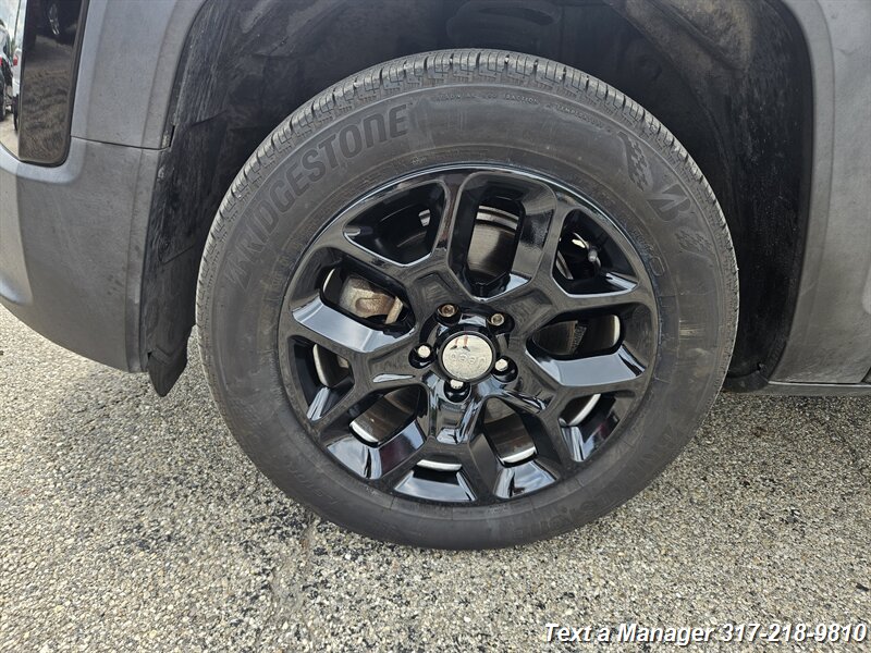 2015 Jeep Renegade Latitude - Photo 9 - Greenwood, IN 46142