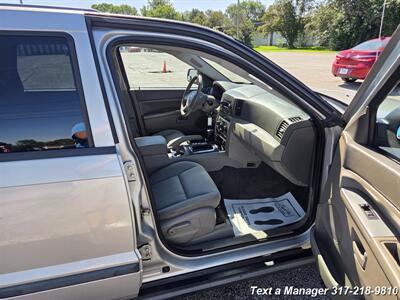 2007 Jeep Grand Cherokee Laredo - Photo 19 - Greenwood, IN 46142