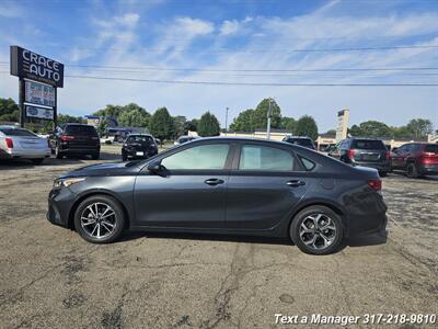 2022 Kia Forte LXS   - Photo 2 - Greenwood, IN 46142