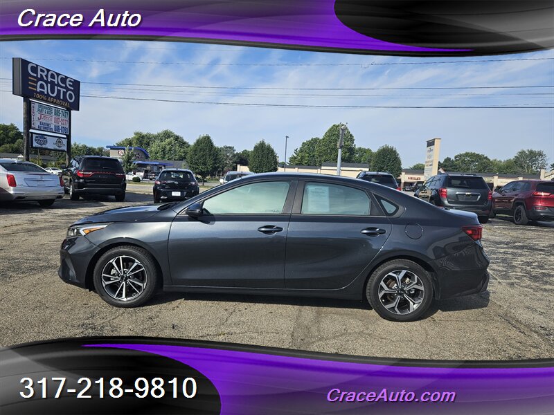 2022 Kia Forte LXS  