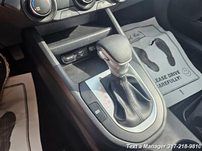 2022 Kia Forte LXS   - Photo 20 - Greenwood, IN 46142