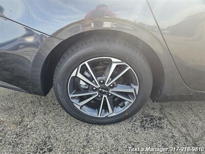 2022 Kia Forte LXS   - Photo 28 - Greenwood, IN 46142