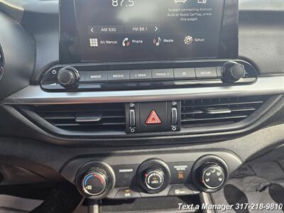 2022 Kia Forte LXS   - Photo 19 - Greenwood, IN 46142