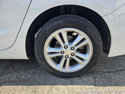 2018 Chevrolet Cruze LT Auto - Photo 29 - Greenwood, IN 46142
