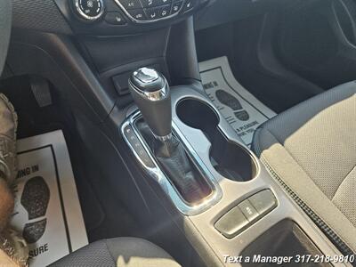 2018 Chevrolet Cruze LT Auto - Photo 22 - Greenwood, IN 46142
