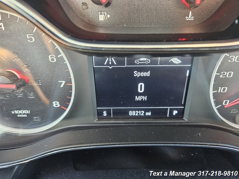 2018 Chevrolet Cruze LT Auto - Photo 15 - Greenwood, IN 46142
