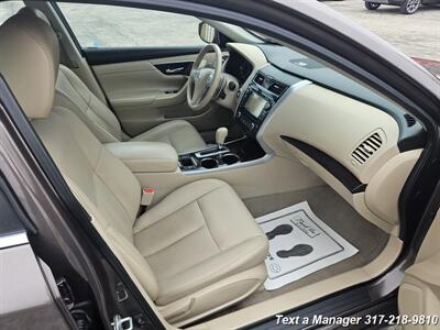2014 Nissan Altima 3.5 SL - Photo 28 - Greenwood, IN 46142