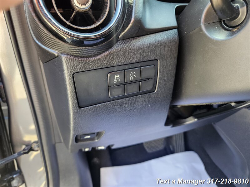 2017 Toyota Yaris iA - Photo 11 - Greenwood, IN 46142