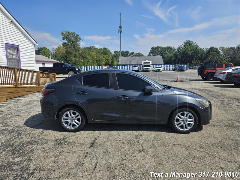 2017 Toyota Yaris iA - Photo 6 - Greenwood, IN 46142