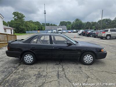 1995 Toyota Camry LE   - Photo 6 - Greenwood, IN 46142