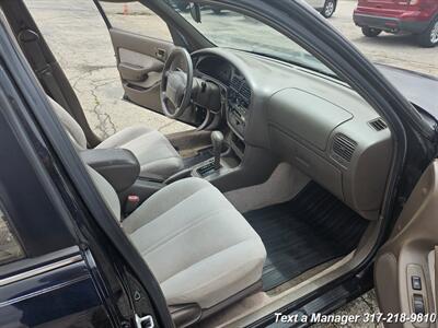 1995 Toyota Camry LE   - Photo 21 - Greenwood, IN 46142