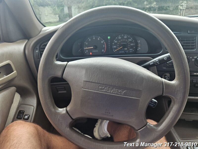 1995 Toyota Camry LE - Photo 13 - Greenwood, IN 46142