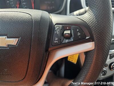 2017 Chevrolet Sonic LT Auto   - Photo 21 - Greenwood, IN 46142