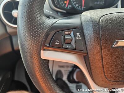 2017 Chevrolet Sonic LT Auto   - Photo 20 - Greenwood, IN 46142