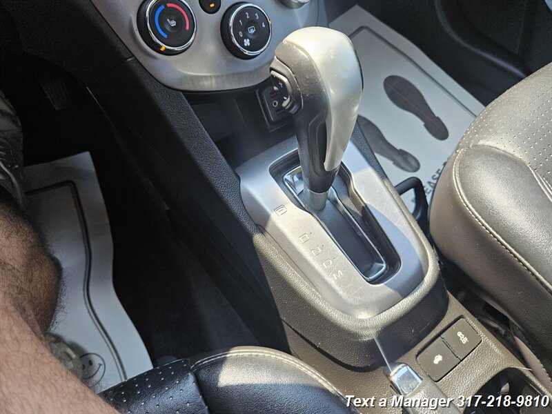 2020 Chevrolet Sonic Premier - Photo 24 - Greenwood, IN 46142