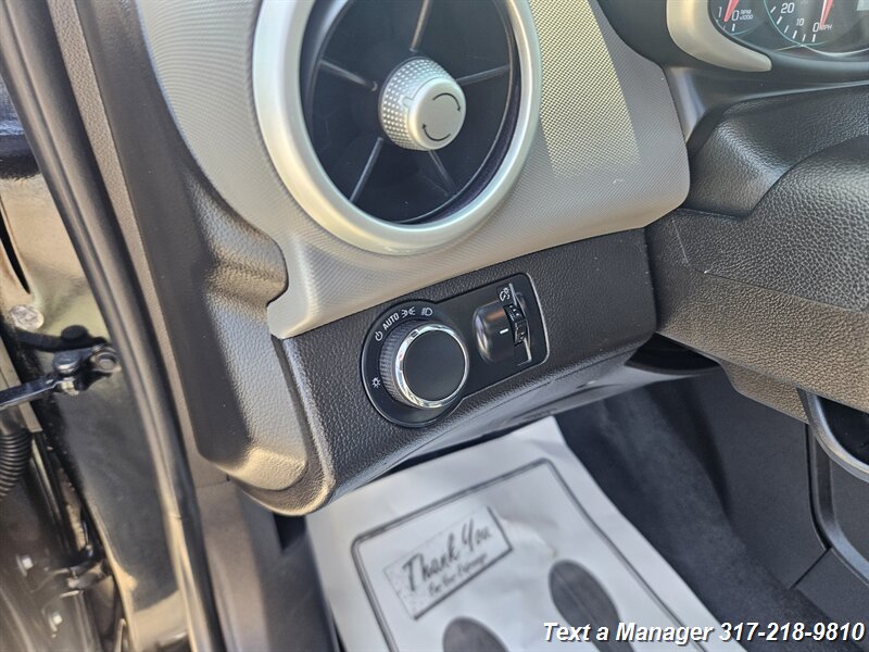 2020 Chevrolet Sonic Premier - Photo 11 - Greenwood, IN 46142