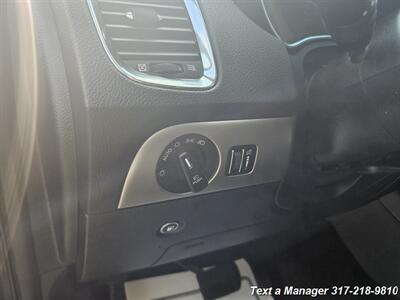 2015 Dodge Durango SXT   - Photo 11 - Greenwood, IN 46142