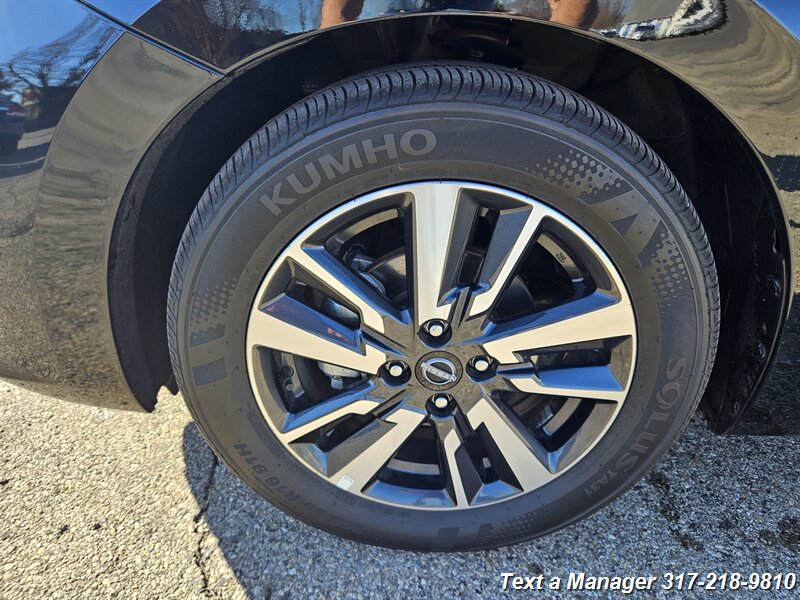 2025 Nissan Versa SV - Photo 28 - Greenwood, IN 46142