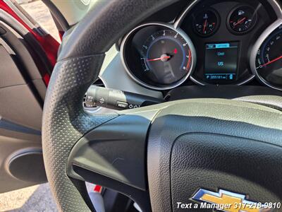 2014 Chevrolet Cruze LS Auto   - Photo 11 - Greenwood, IN 46142