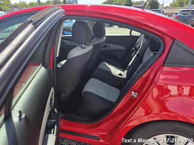 2014 Chevrolet Cruze LS Auto   - Photo 17 - Greenwood, IN 46142
