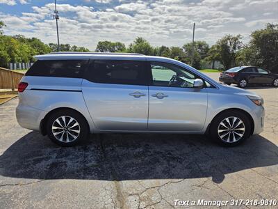 2015 Kia Sedona SX   - Photo 5 - Greenwood, IN 46142