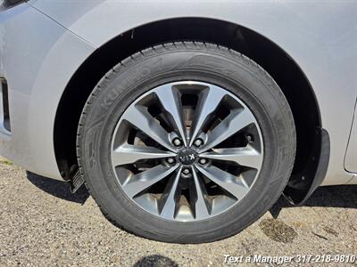 2015 Kia Sedona SX   - Photo 28 - Greenwood, IN 46142
