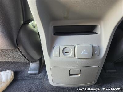 2015 Kia Sedona SX   - Photo 20 - Greenwood, IN 46142