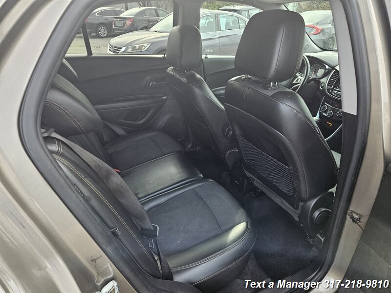 2020 Chevrolet Trax LT - Photo 25 - Greenwood, IN 46142