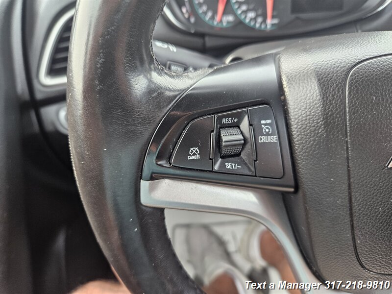 2020 Chevrolet Trax LT - Photo 14 - Greenwood, IN 46142