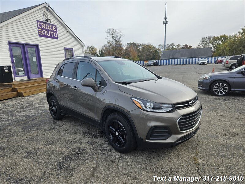 2020 Chevrolet Trax LT - Photo 7 - Greenwood, IN 46142