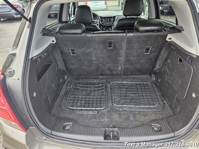 2020 Chevrolet Trax LT - Photo 23 - Greenwood, IN 46142