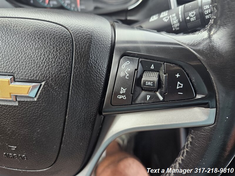 2020 Chevrolet Trax LT - Photo 15 - Greenwood, IN 46142