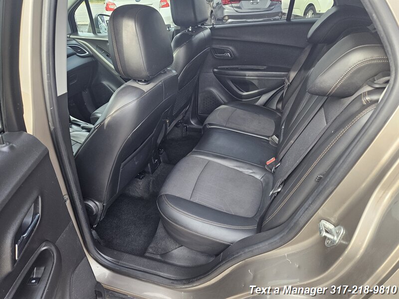 2020 Chevrolet Trax LT - Photo 22 - Greenwood, IN 46142