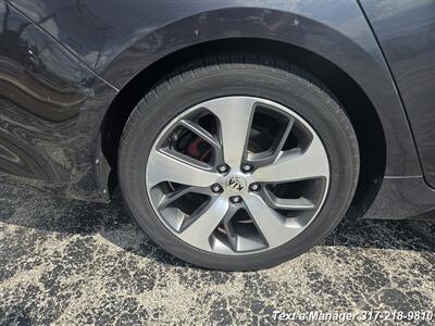 2017 Kia Optima SX Turbo   - Photo 12 - Greenwood, IN 46142