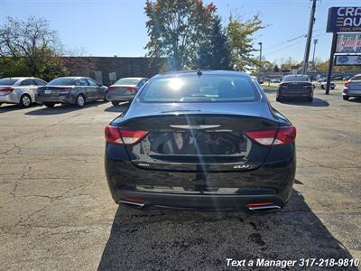 2015 Chrysler 200 S - Photo 4 - Greenwood, IN 46142