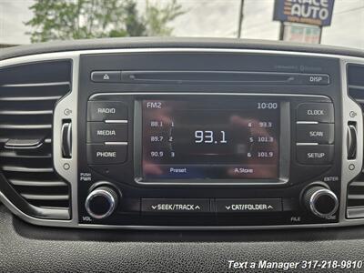 2019 Kia Sportage LX   - Photo 17 - Greenwood, IN 46142