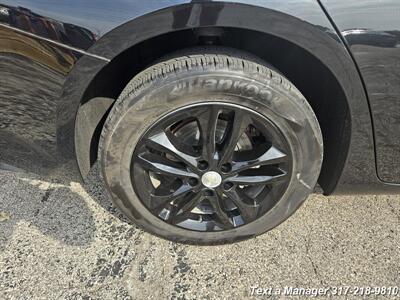 2017 Chevrolet Malibu LT   - Photo 29 - Greenwood, IN 46142