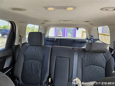2012 GMC Acadia SL   - Photo 16 - Greenwood, IN 46142