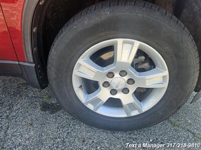 2012 GMC Acadia SL   - Photo 25 - Greenwood, IN 46142