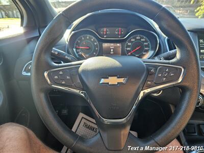 2018 Chevrolet Cruze LT Auto   - Photo 11 - Greenwood, IN 46142