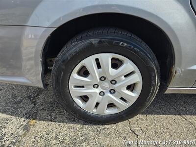 2014 Dodge Grand Caravan SE   - Photo 26 - Greenwood, IN 46142