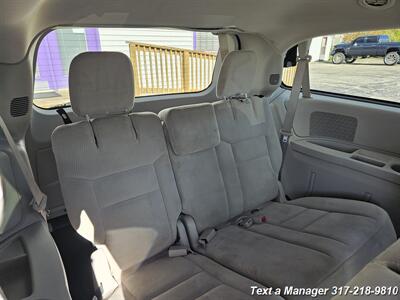 2014 Dodge Grand Caravan SE   - Photo 20 - Greenwood, IN 46142
