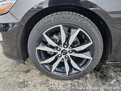 2021 Chevrolet Malibu RS - Photo 9 - Greenwood, IN 46142