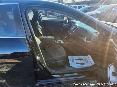 2021 Chevrolet Malibu RS - Photo 27 - Greenwood, IN 46142