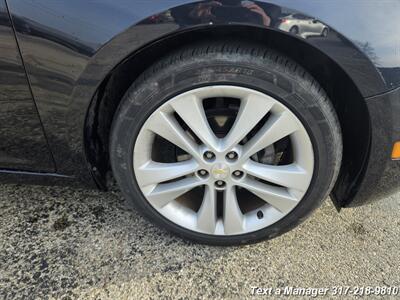2015 Chevrolet Cruze LTZ Auto   - Photo 12 - Greenwood, IN 46142