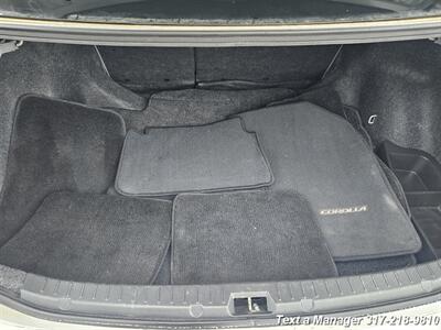 2010 Toyota Corolla LE   - Photo 18 - Greenwood, IN 46142