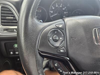 2016 Honda HR-V EX-L w/Navi   - Photo 17 - Greenwood, IN 46142
