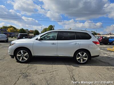 2015 Nissan Pathfinder Platinum   - Photo 2 - Greenwood, IN 46142